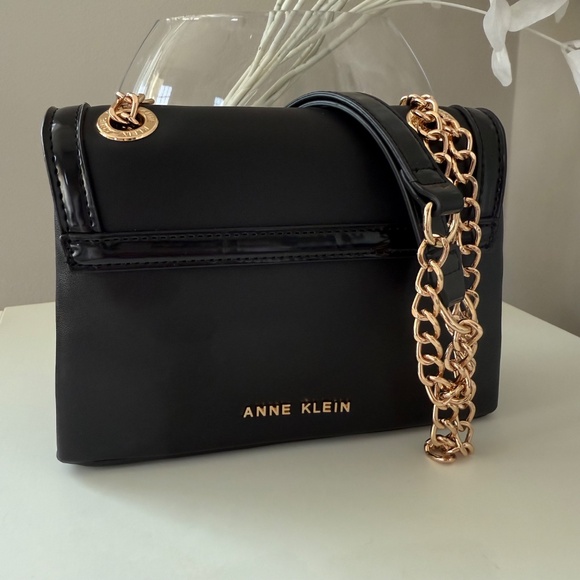 Anne Klein Crossbody Chain Bag with Bow in Black (NWOT) - Picture 4 of 6
